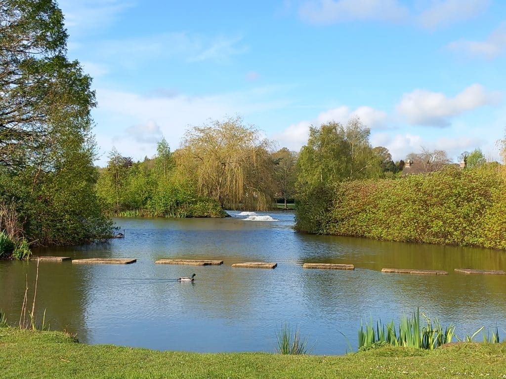 JCB Lakeside Walk – DISCOVER EAST STAFFORDSHIRE